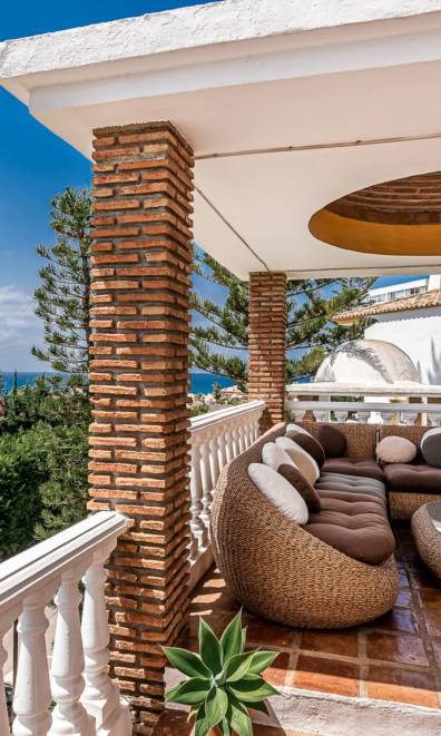 El Rosario sunny terrace in Marbella Ref M6