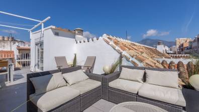 Modern sea view rooftop in Fuengirola by Costarentals - Ref 116
